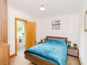 4 bedroom detached house for sale in Bassett Dale,...