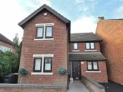 4 Bedroom Detached House For Sale In Bedford, Bedfordshire