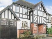 4 Bedroom Detached House For Sale In Beeston