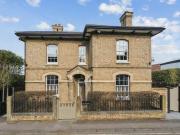 4 Bedroom Detached House For Sale In Biggleswade 4 Bedroom Detached House For Sale In Biggleswade