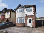 4 bedroom detached house for sale in Birchwood Avenue,...