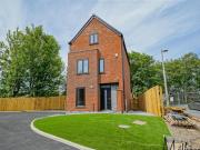 4 Bedroom Detached House For Sale In Boothstown, Manchester