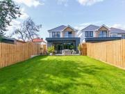 4 Bedroom Detached House For Sale In Bournemouth, Dorset