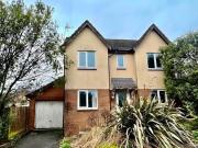 4 Bedroom Detached House For Sale In Broadlands,...