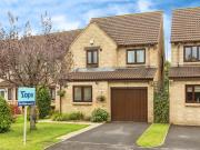 4 bedroom detached house for sale in Bromley Heath Road,...