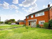 4 Bedroom Detached House For Sale In Buckden, Huntingdon