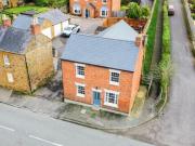 4 Bedroom Detached House For Sale In Bugbrooke, Northampton