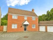 4 bedroom detached house for sale in Callington Road,...