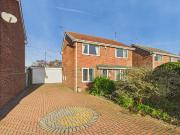 4 bedroom detached house for sale in Calver Close,...