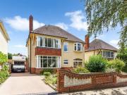 4 bedroom detached house for sale in Carmarthen Avenue,...