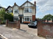 4 bedroom detached house for sale in Cecil Avenue,...