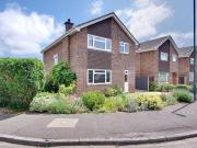 4 bedroom detached house for sale in Charlton Close,...