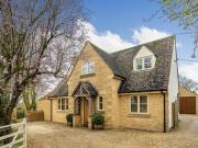 4 Bedroom Detached House For Sale In Cheltenham
