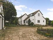 4 Bedroom Detached House For Sale In Cheltenham