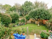 4 bedroom detached house for sale in Chetwode Close,...