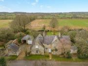 4 Bedroom Detached House For Sale In Chipping Norton