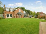 4 bedroom detached house for sale in Cirencester Road,...