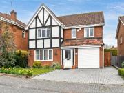4 bedroom detached house for sale in Cobden Avenue,...