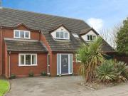 4 Bedroom Detached House For Sale In Coleshill, Birmingham
