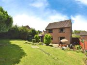 4 bedroom detached house for sale in Daundy Close,...