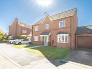 4 bedroom detached house for sale in Dean Forest Way,...