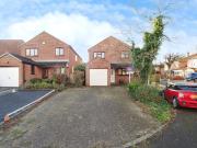 4 bedroom detached house for sale in Deer Park View,...