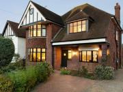 4 Bedroom Detached House For Sale In Devonshire Gardens,...