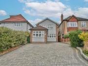 4 bedroom detached house for sale in Doddinghurst Road,...
