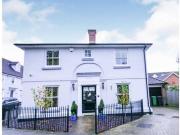 4 bedroom detached house for sale in Draymans Grove...