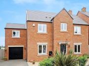 4 bedroom detached house for sale in Eaglehurst...