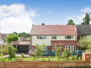 4 Bedroom Detached House For Sale In East Grinstead,...