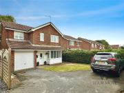 4 bedroom detached house for sale in Elmwood Gardens,...