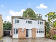 4 Bedroom Detached House For Sale In Emerson Park