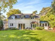 4 Bedroom Detached House For Sale In Farnham
