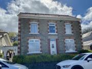 4 Bedroom Detached House For Sale In Garnant