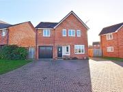 4 bedroom detached house for sale in Glebe Road,...