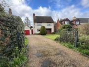 4 Bedroom Detached House For Sale In Great Baddow,...