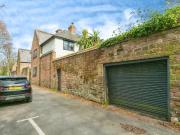 4 bedroom detached house for sale in Green Lane, Mossley...