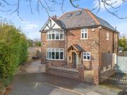3 bedroom detached house for sale in Greenbank Gardens,...