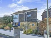 4 bedroom detached house for sale in Hammonds Close...