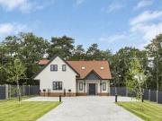 4 Bedroom Detached House For Sale In Hatfield, Hertfordshire