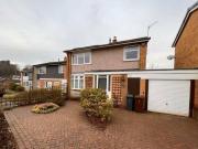 4 bedroom detached house for sale in Hawksworth Close...