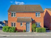 4 bedroom detached house for sale in Hawthorn Road...