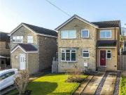 4 bedroom detached house for sale in Heather Rise Burley...