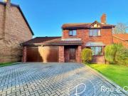 4 Bedroom Detached House For Sale In Heaton, Bolton
