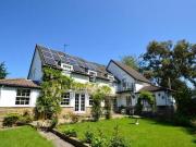 4 bedroom detached house for sale in High Street Scalby...