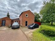 4 bedroom detached house for sale in Holliday Close,...