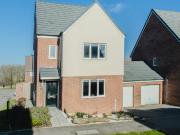 4 bedroom detached house for sale in Homington Avenue,...