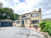 4 Bedroom Detached House For Sale In Honley, Holmfirth