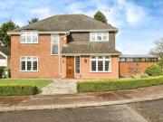 4 Bedroom Detached House For Sale In Hornchurch